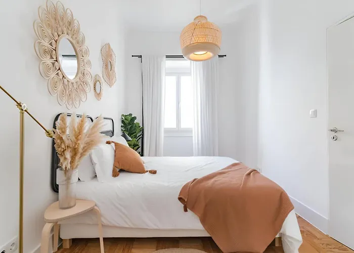 公寓 Charming 2br With Balcony